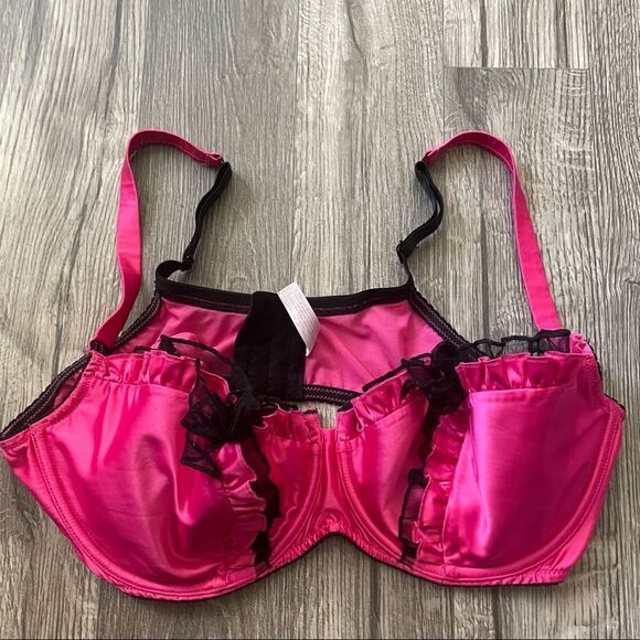 Cacique Hot Pink Satin Ruffle Frill Underwire Bra 42DD - Picture 2 of 7